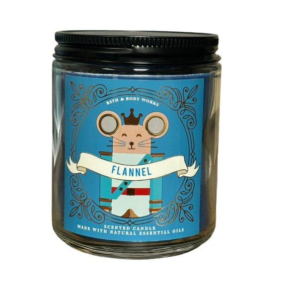 Bath & Body Works FLANNEL Scented Candle 7 oz Single Wick - Picture 3 of 4